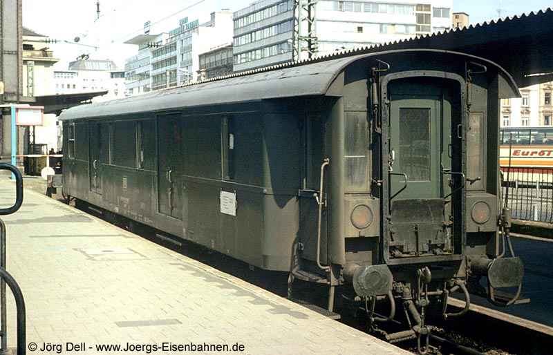 http://www.joergs-eisenbahnen.de/hifo/1982-0032.jpg