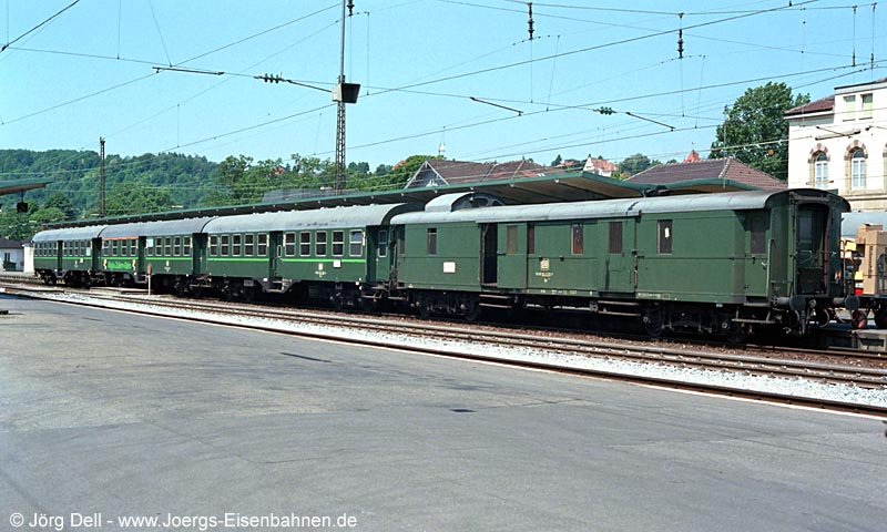 http://www.joergs-eisenbahnen.de/hifo/1983-083-10.jpg